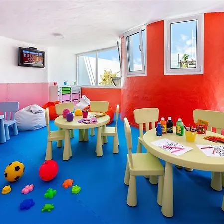 Hotel apartamentowy Sol Barbacan